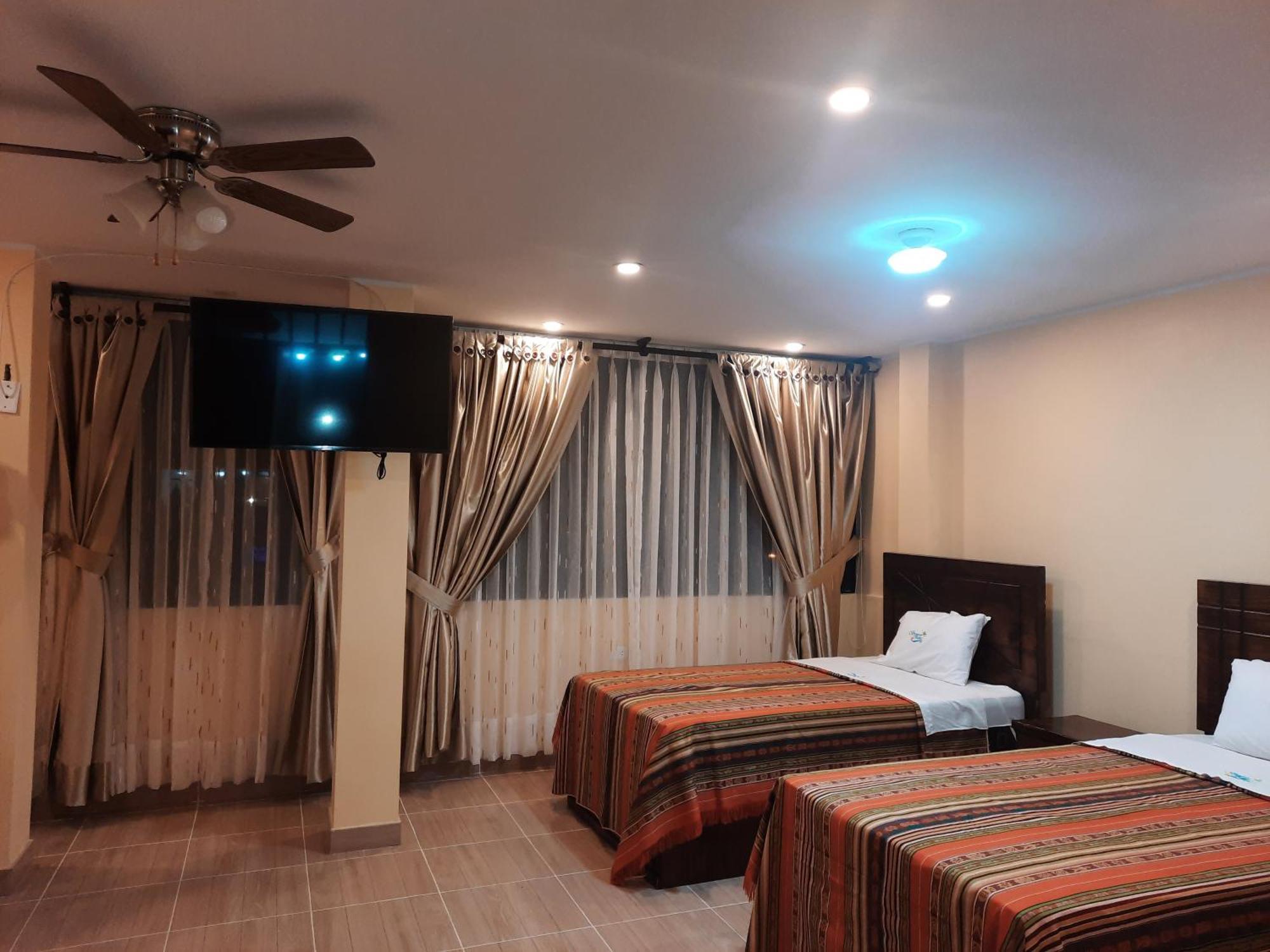 Brisas De La Bahia Hotel ปารากัส ภายนอก รูปภาพ